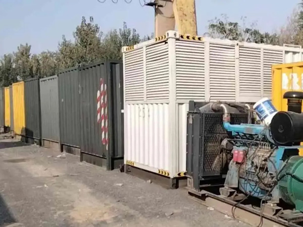 嘉善200KW柴油发电机机组每小时油耗是多少?